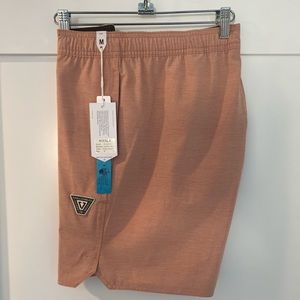 Breakers Size M Nwt e- waist